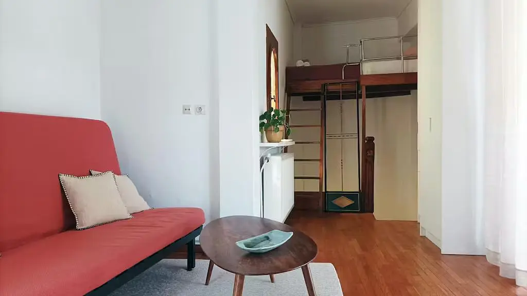 Salon; lumière naturelle, parquet