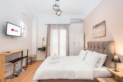 Chambre; lumière naturelle, style moderne, parquet