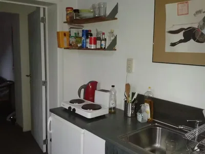 Cucina; elettrodomestici, luce naturale