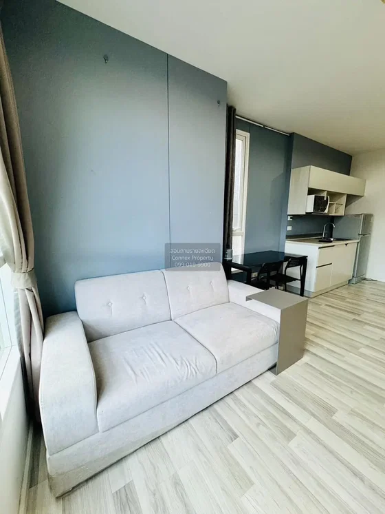 Salon; vue, carrelage, lumière naturelle, style moderne