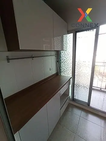 Кухня; плочки, гледка