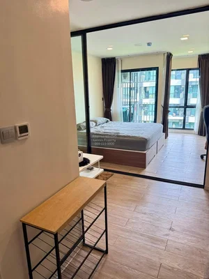 Chambre; parquet, lumière naturelle, style moderne