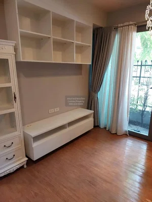 Salon; lumière naturelle, style moderne