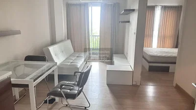 Дневна соба; природно светло, поглед