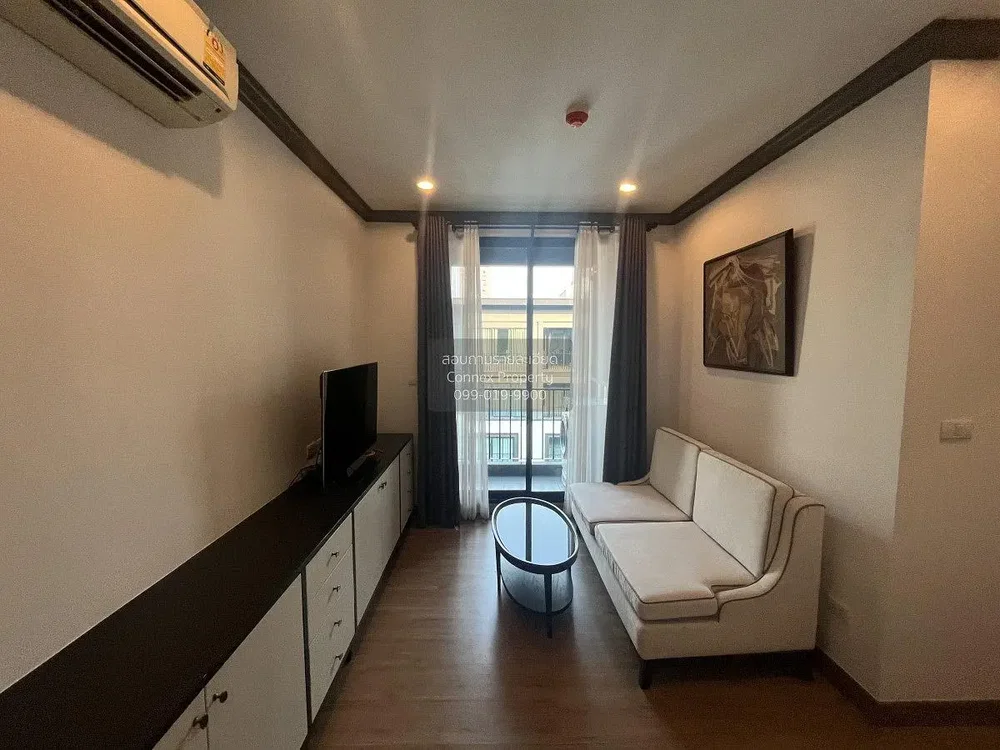 Wohnzimmer; tageslicht, moderner stil