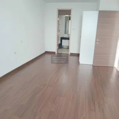 Schlafzimmer; fliesenboden, tageslicht, renoviert