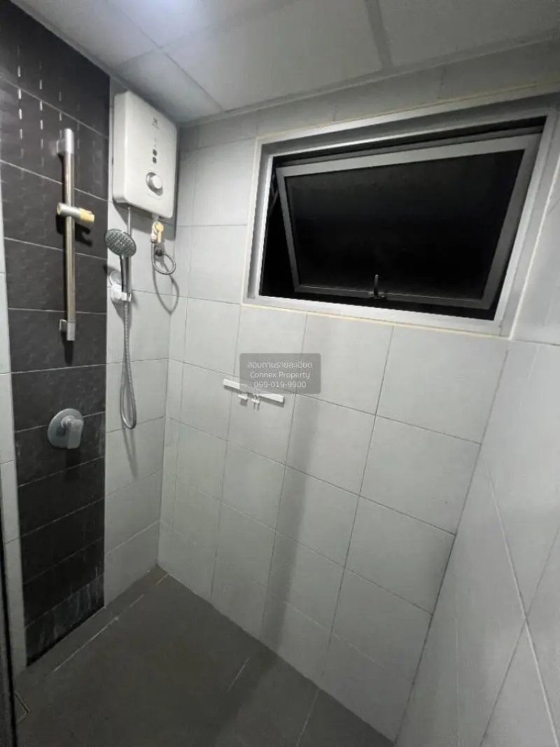 Banyo; su ısıtıcısı, fayans zemin, fayans zemin