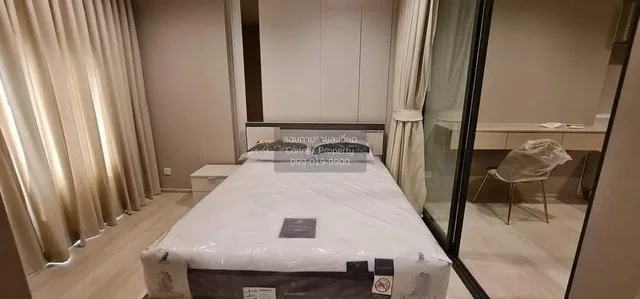 Camera da letto; pavimento in legno, ristrutturato, luce naturale