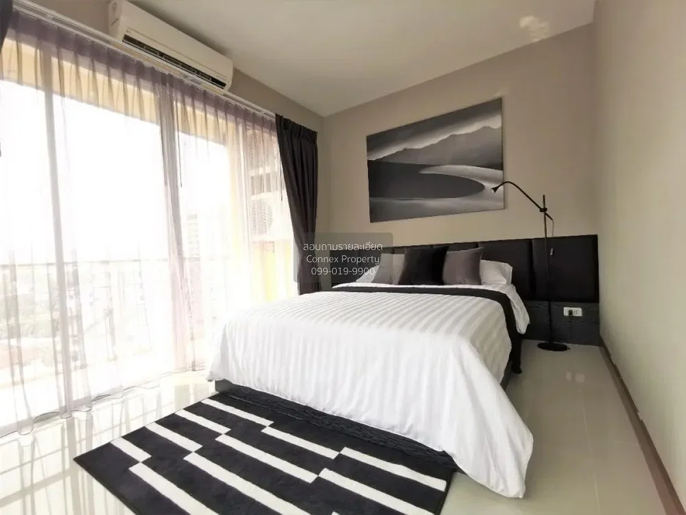 Chambre; lumière naturelle, carrelage