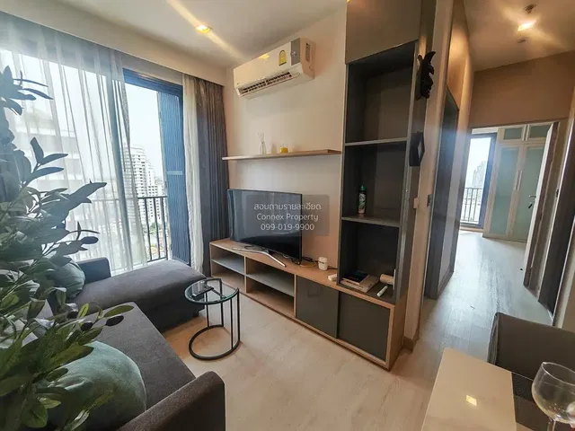 Soggiorno; vista, luce naturale, stile moderno