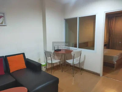 Wohnzimmer; tageslicht, moderner stil