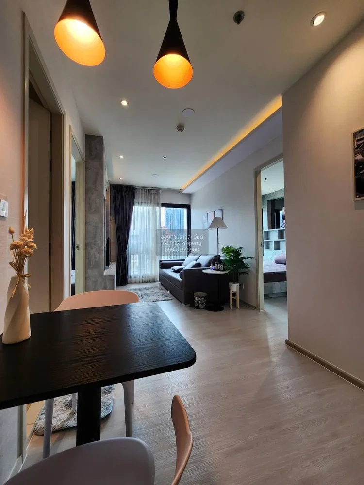 Wohnzimmer; tageslicht, moderner stil