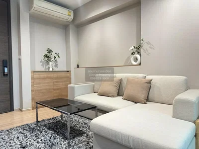Wohnzimmer; tageslicht, moderner stil