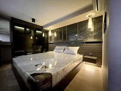 Chambre; style moderne, lumière naturelle