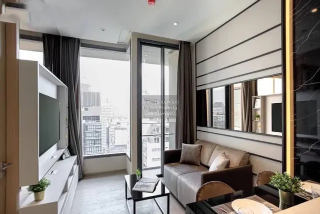 Soggiorno; vista, luce naturale, stile moderno