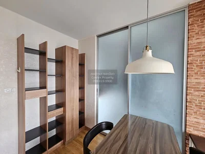 Autre; parquet, lumière naturelle, style moderne