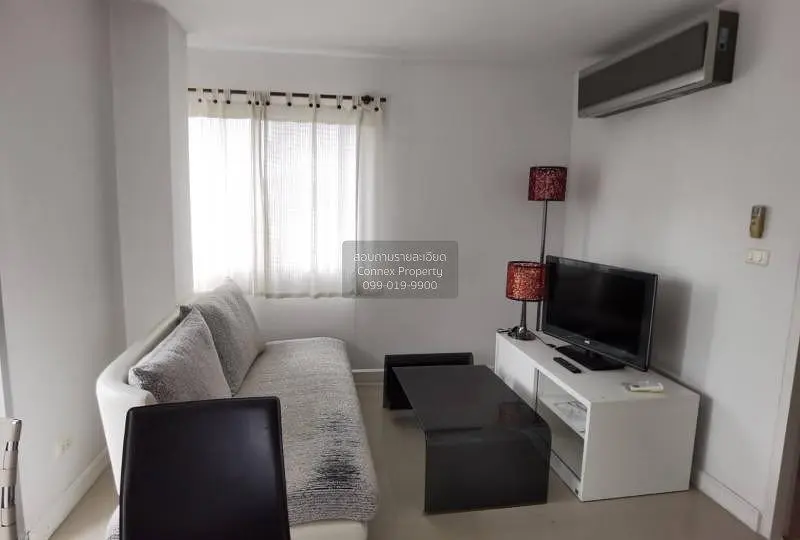 Wohnzimmer; tageslicht, moderner stil