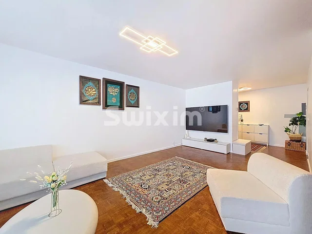 Soggiorno; luce naturale, stile moderno