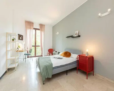 Yatak odası; doğal ışık, modern stil