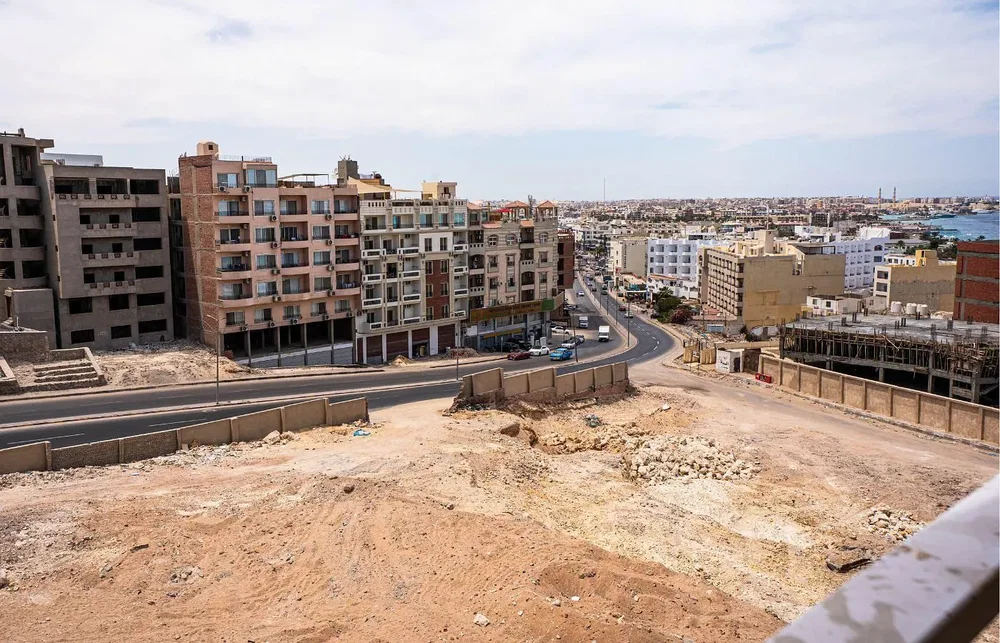 Kuća i okolina; pogled