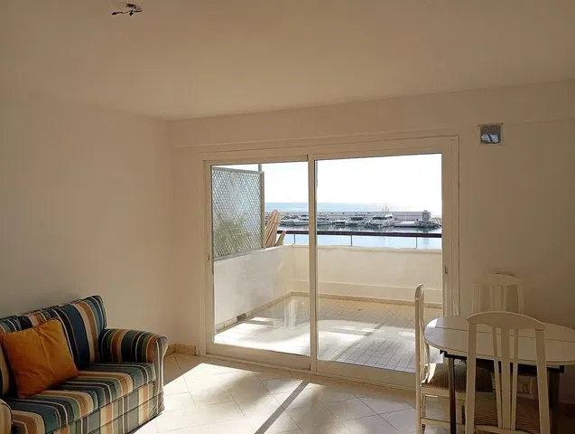 Wohnzimmer; blick, fliesenboden, tageslicht