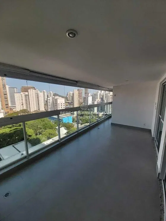 Balkon; manzara, fayans zemin