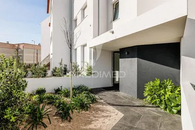 Maison et environs; lumière naturelle, rénové