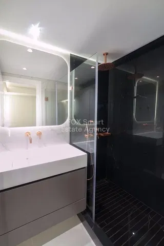 Badezimmer; renoviert, tageslicht