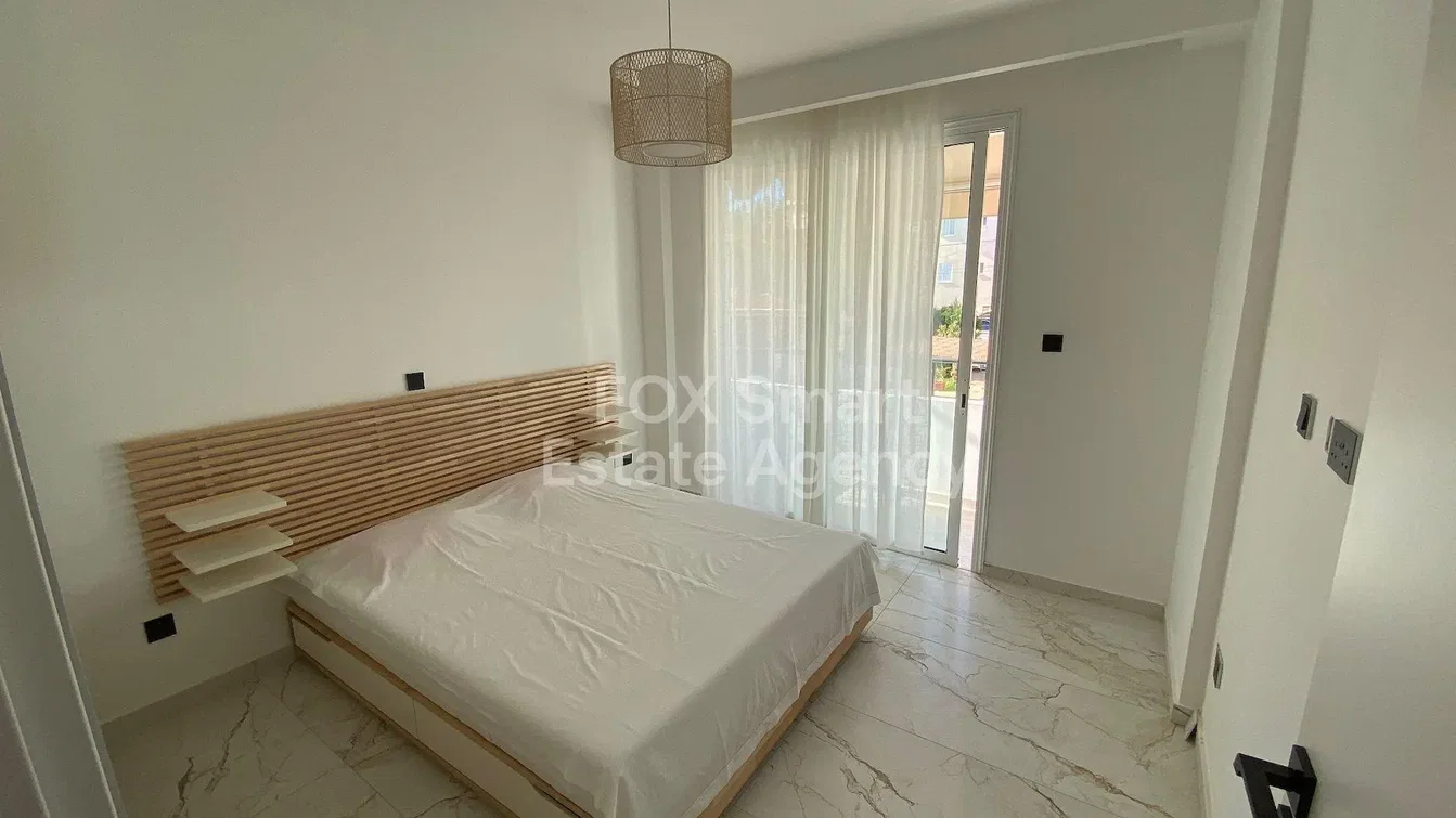 Schlafzimmer; tageslicht, moderner stil, fliesenboden