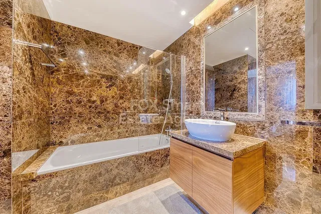 Bagno; ristrutturato, luce naturale, stile moderno