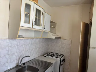 Kuhinja; pločice, kuhinjski aparati