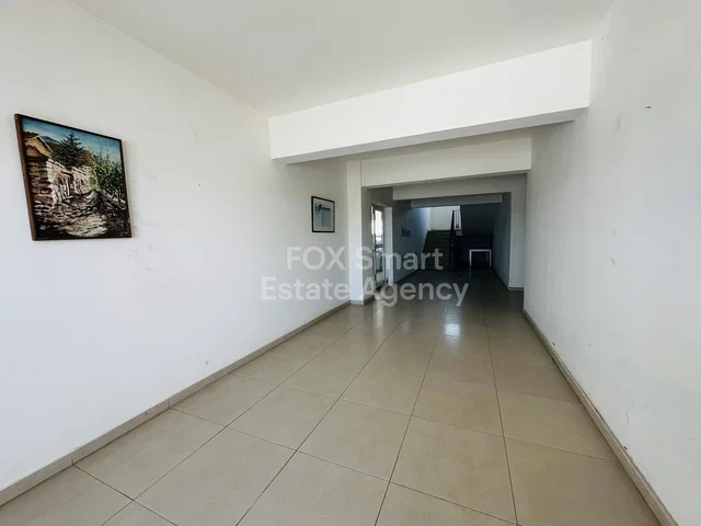 أخرى; أرضية من البلاط