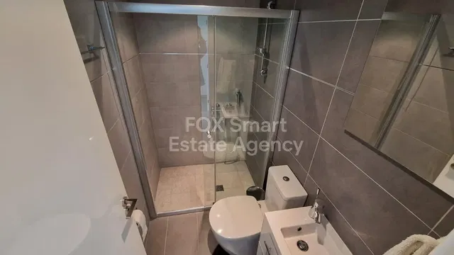 Badezimmer; fliesenboden, renoviert, tageslicht