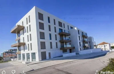 Dům a okolí; výhled