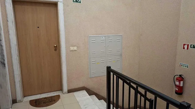 أخرى