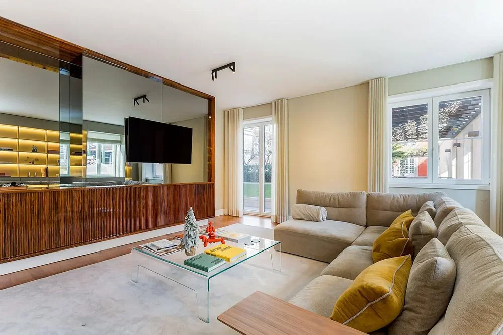 Wohnzimmer; blick, tageslicht, moderner stil