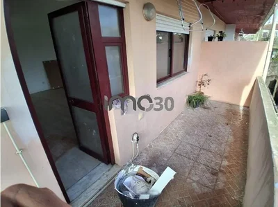 Terasa; potrebna renovacija