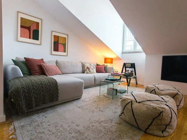 Salón; luz natural, estilo moderno