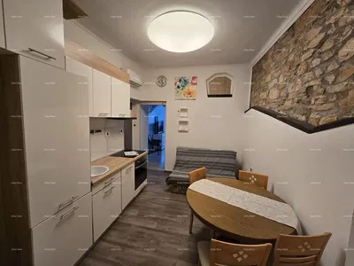 Кухиња; кухињски апарати, природно светло