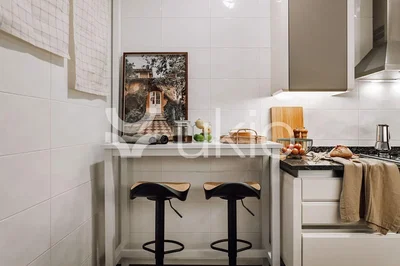 Mutfak; mutfak aletleri, fayans zemin, tadilatlı, modern stil, doğal ışık