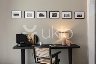 Yatak odası; modern stil, doğal ışık