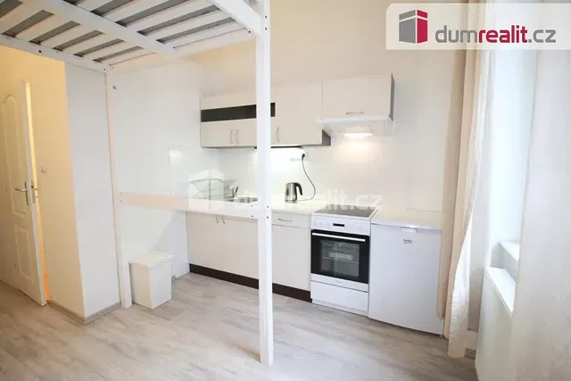 Cuisine; électroménager, lumière naturelle, style moderne