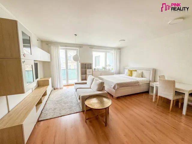 Bedroom; natural light, wood floor, modern style