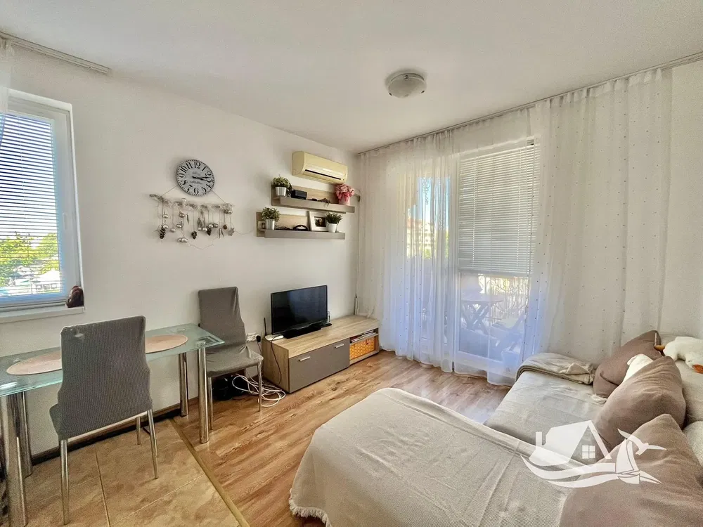 غرفة معيشة; ضوء طبيعي, أسلوب عصري