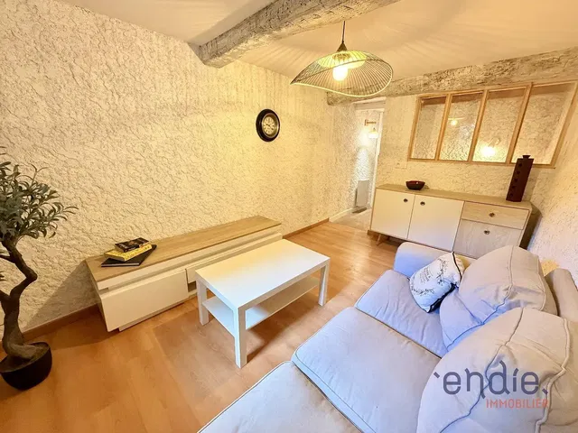 Salón; estilo moderno, luz natural