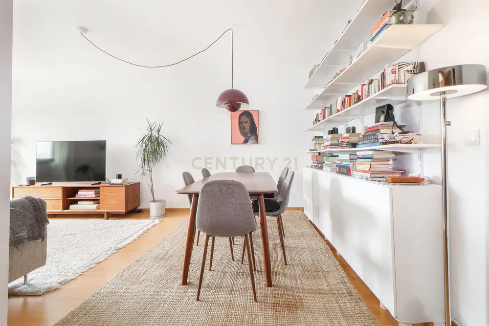 Дневна соба; природно светло, модерни стил