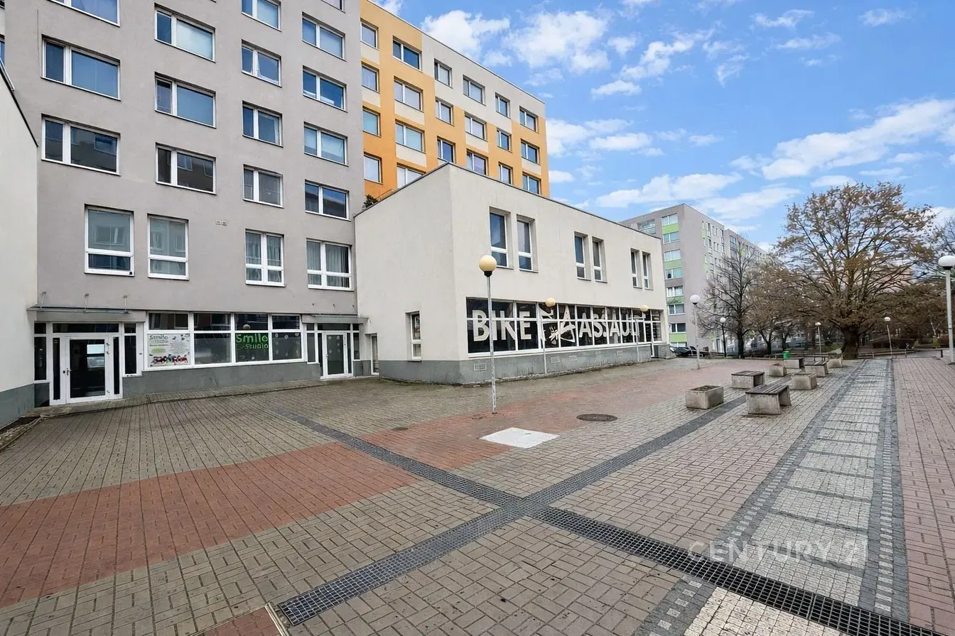 Haus und umgebung; blick