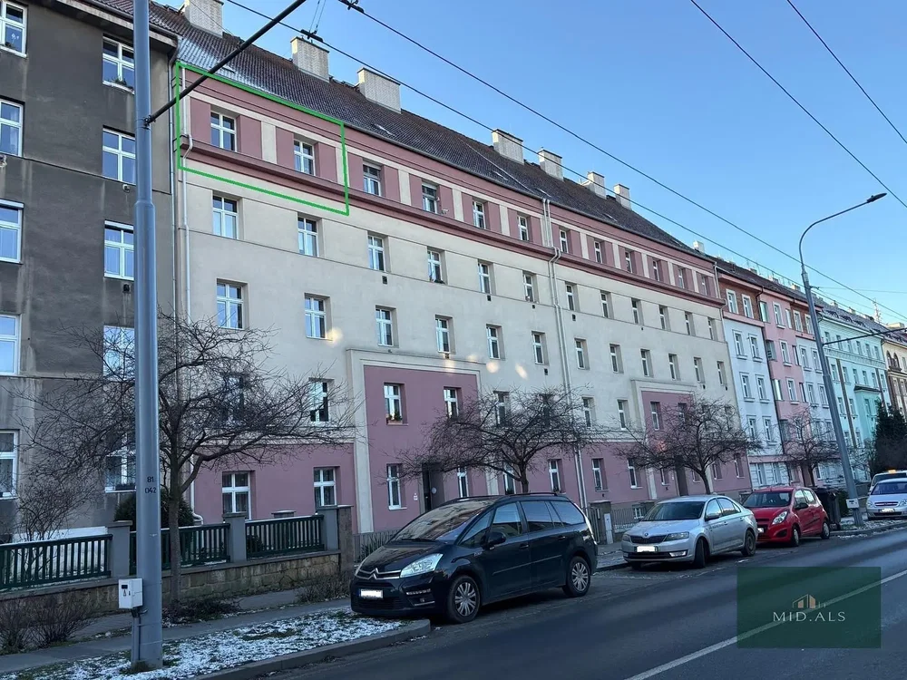 Haus und umgebung; blick