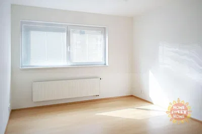 Salon; lumière naturelle, rénové