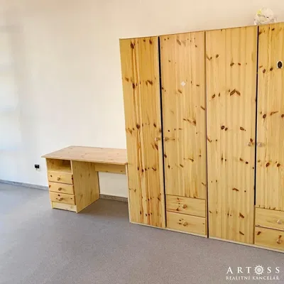 Yatak odası; ahşap kirişler